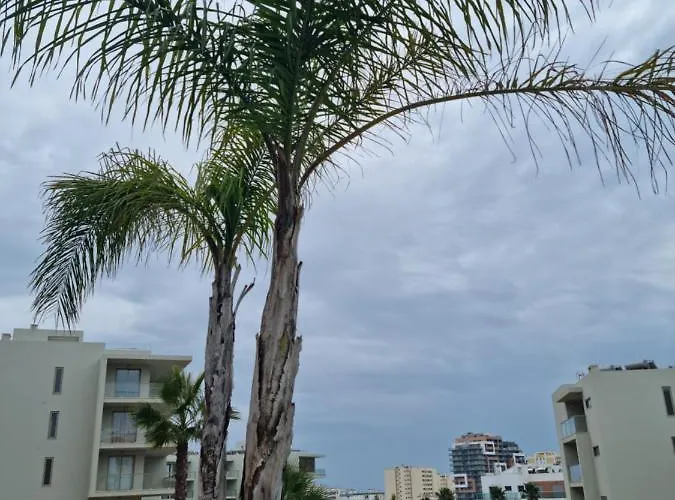 Celeste @ Oasis Mar Portimão