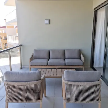 Апартаменти Celeste @ Oasis Mar Портіман